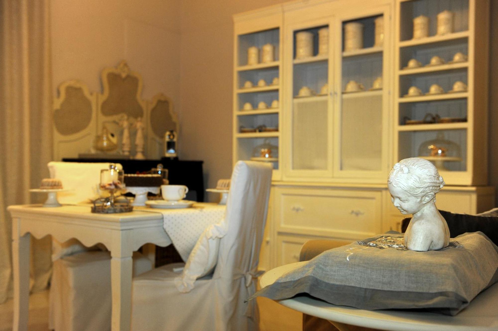 La Garconniere-Suite In Salerno Centro Kültér fotó